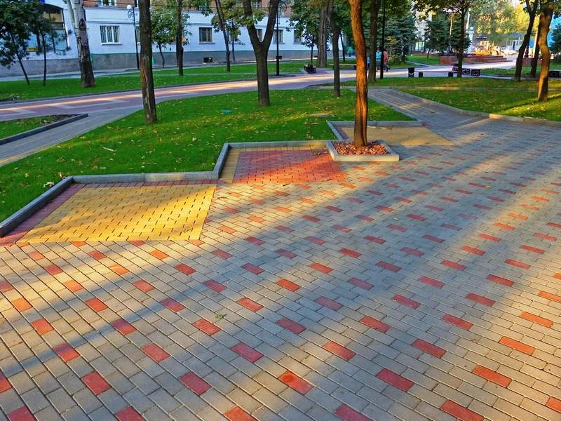Укладка тротуарной плитки «Вектор» — выполненный объект 2
